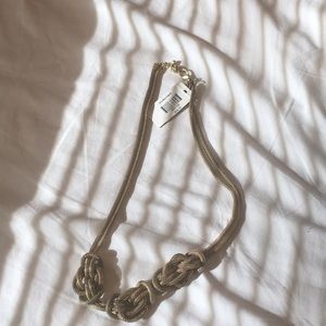 Knotted necklace